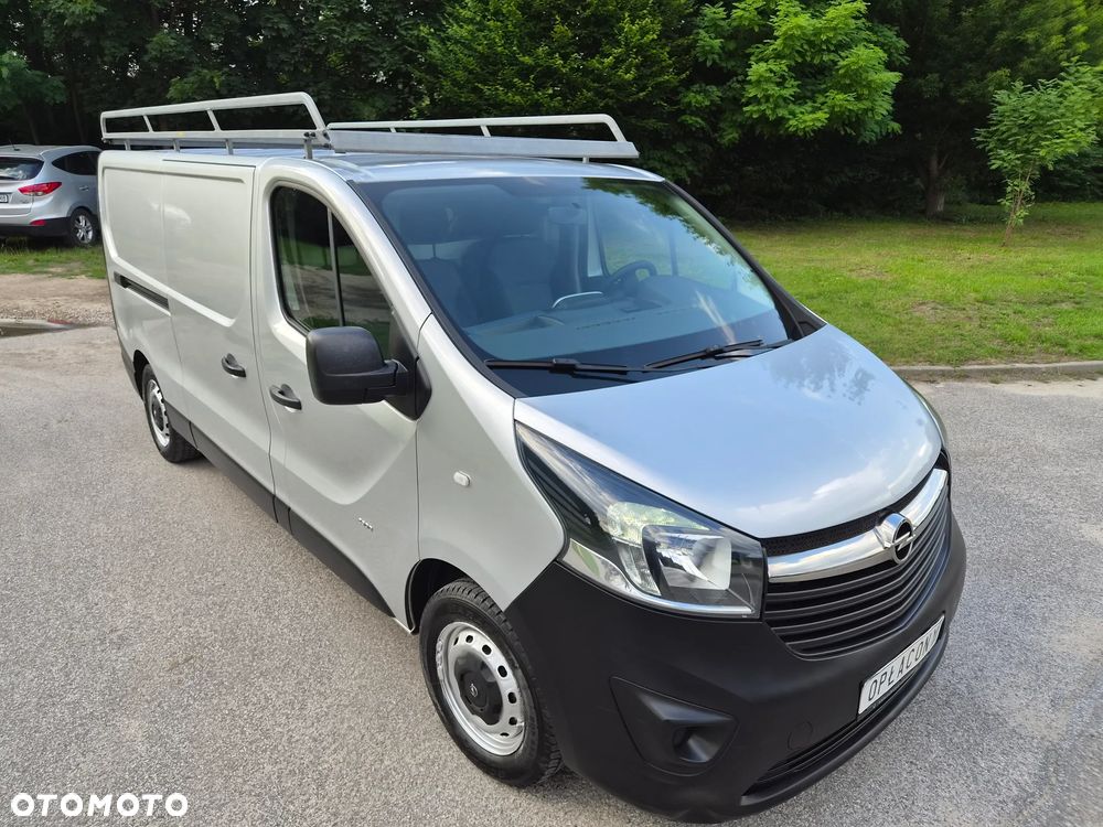 Opel Vivaro - 11