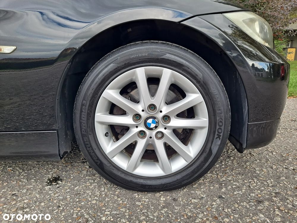 BMW Seria 3 318i - 28