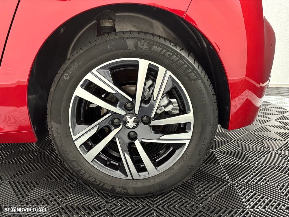 Peugeot 208 1.2 PureTech Allure EAT8 - 21