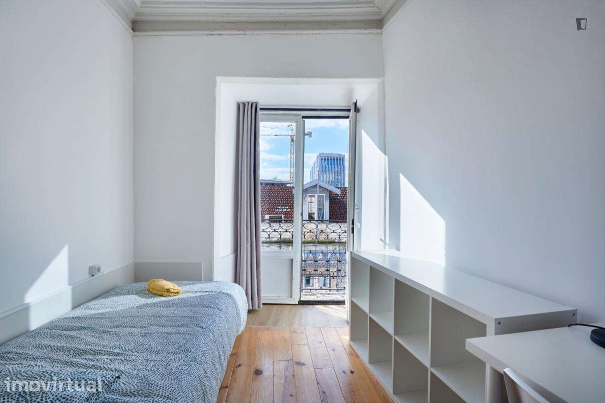 Quarto - localizado em Bairro Alto Lisbon - Grande imagem: 3/31