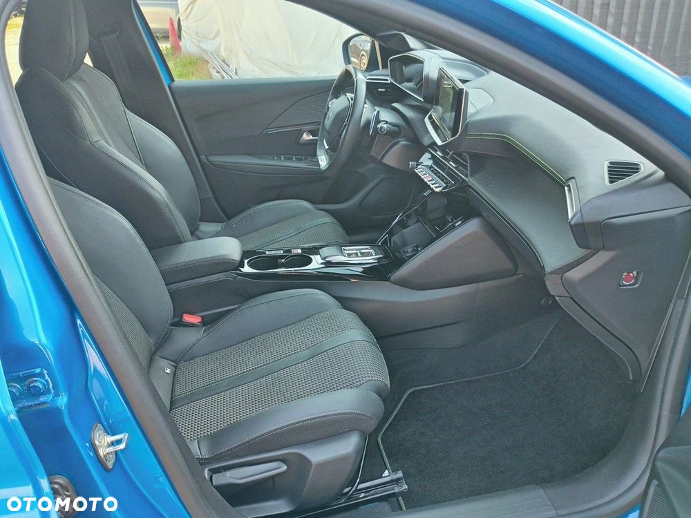 Peugeot 208 1.2 PureTech GT S&S EAT8 - 14