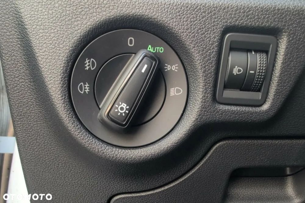 Skoda Scala 1.0 TSI Selection DSG - 25