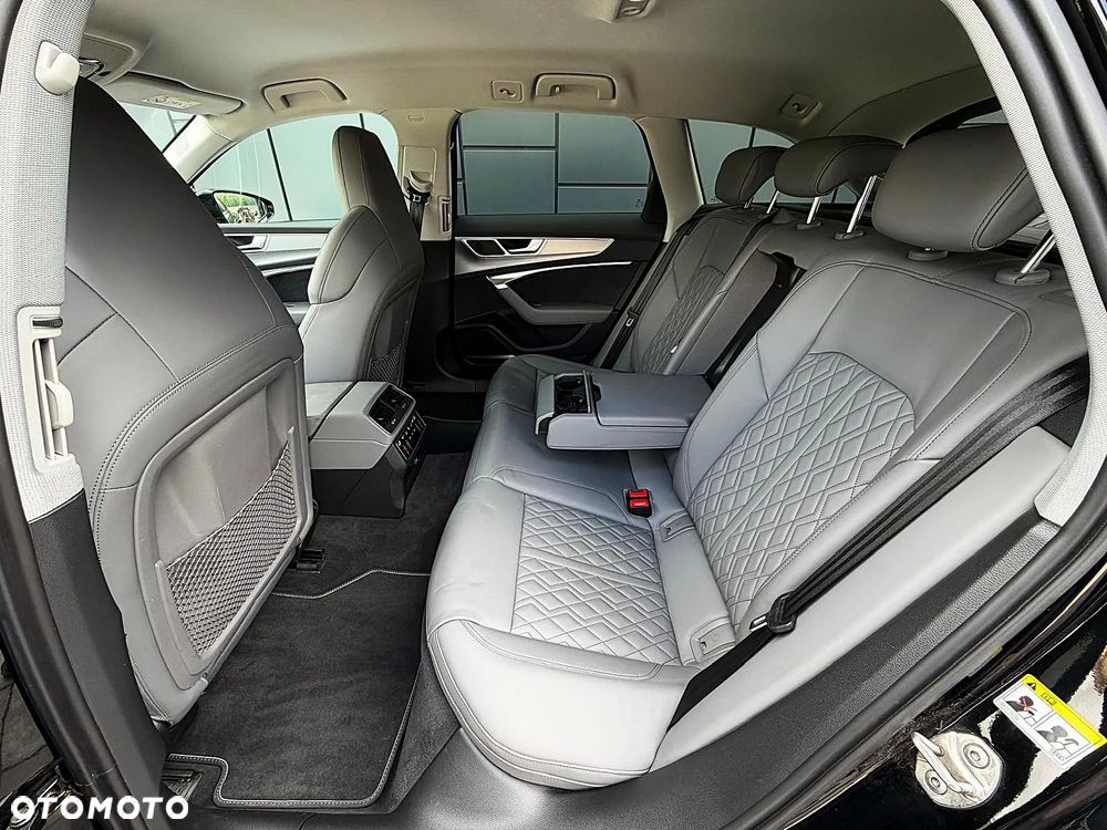 Audi A6 Avant 55 TFSI e quattro S tronic S line - 23