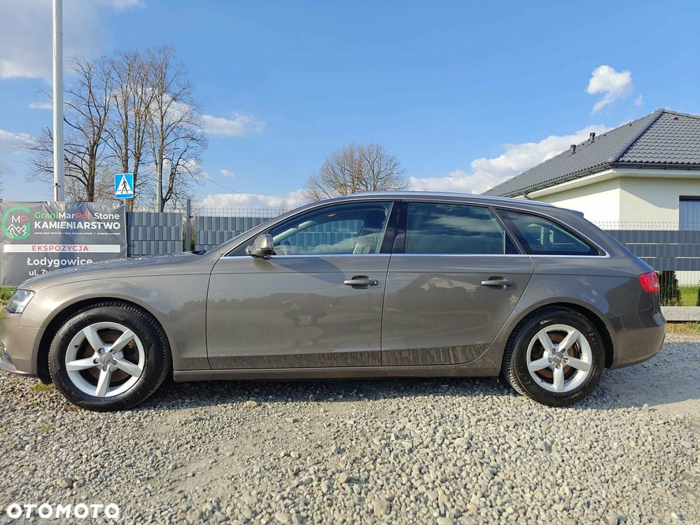 Audi A4 Avant 2.0 TDI ultra DPF Ambiente - 4