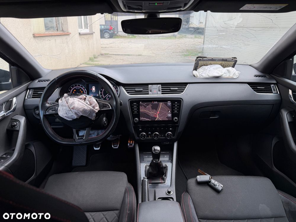 Skoda Octavia 2.0 TDI (Green tec) RS - 25