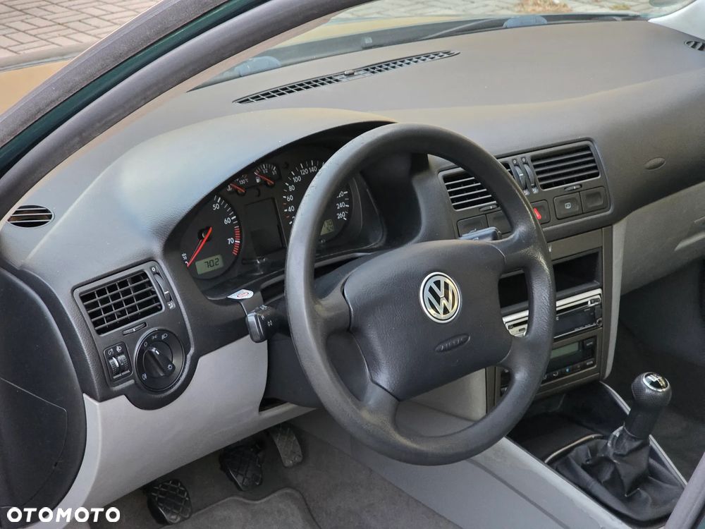Volkswagen Bora - 16