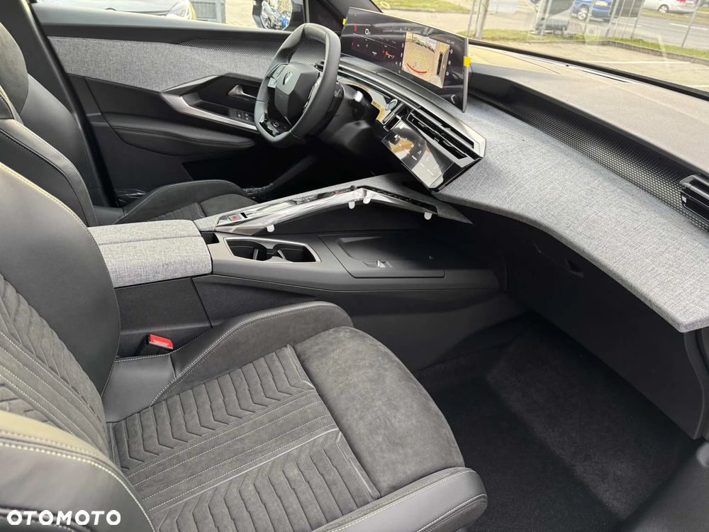 Peugeot 3008 1.2 PureTech mHEV GT E-DCS6 - 15