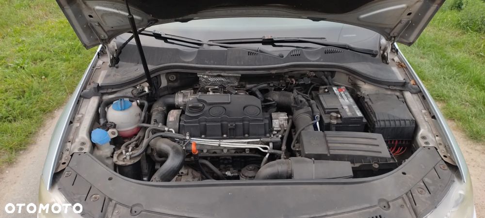 Volkswagen Passat 1.9 TDI Comfortline - 17