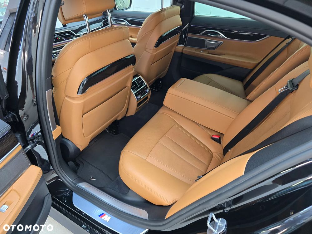 BMW Seria 7 730d xDrive - 24