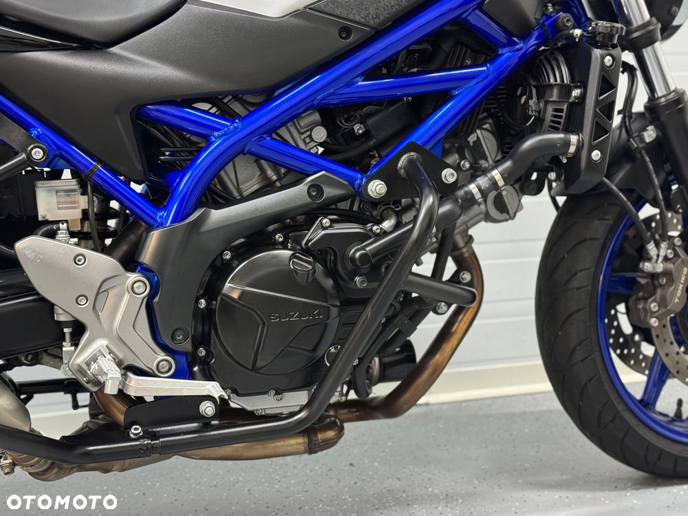 Suzuki SV - 9