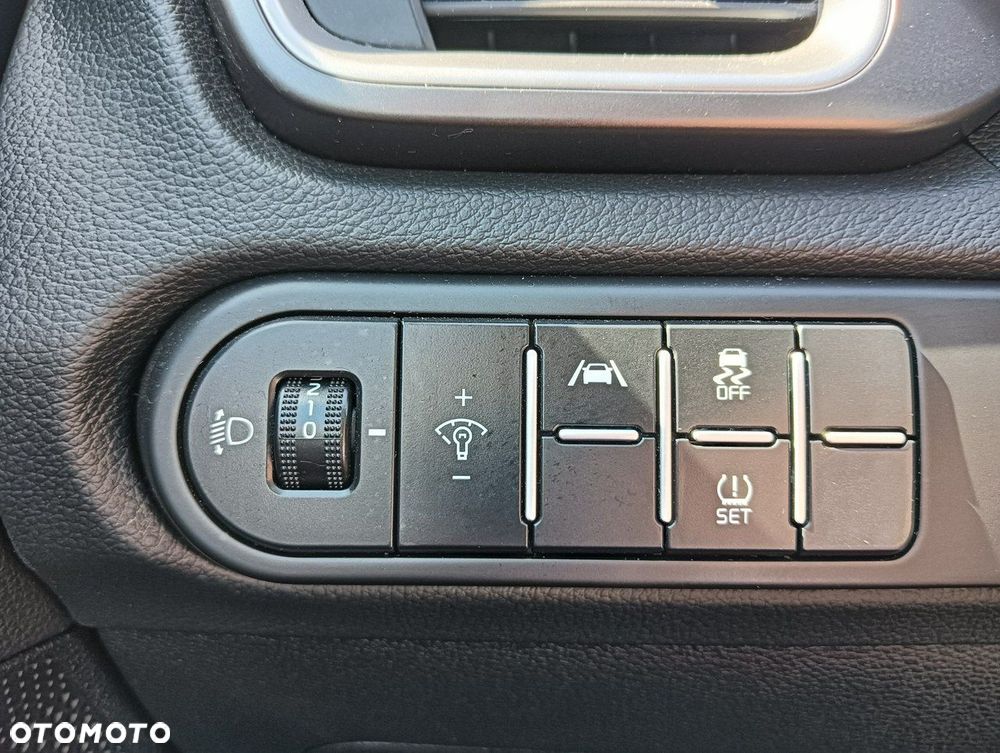 Kia Ceed - 17