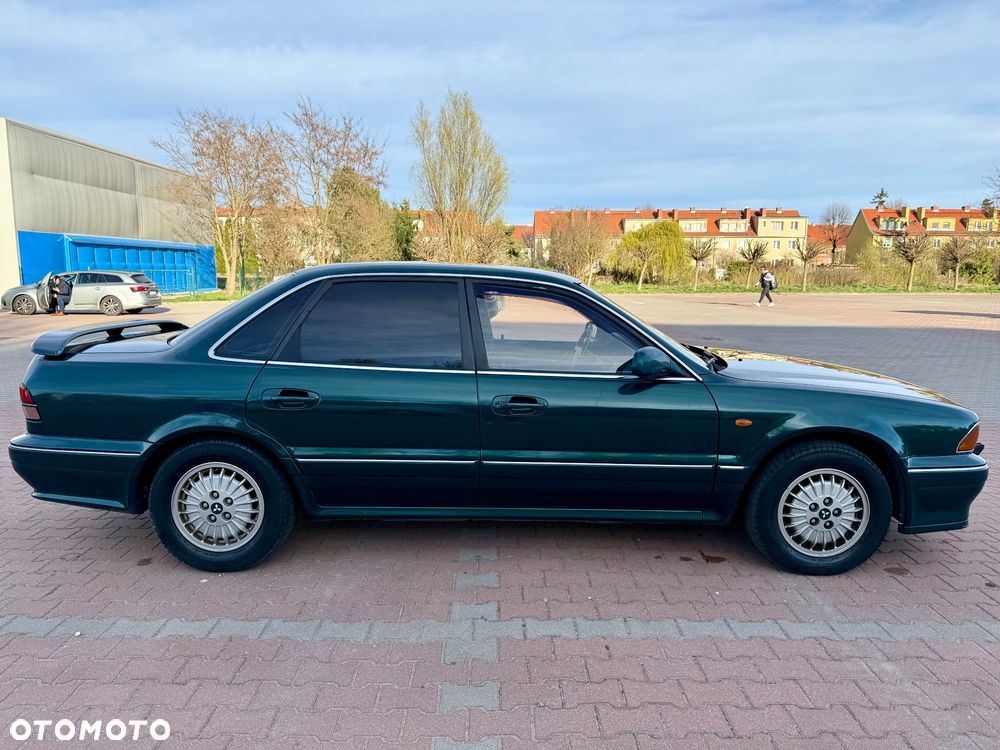 Mitsubishi Sigma - 9