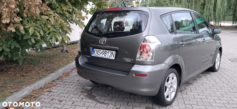 Toyota Corolla Verso 1.8 Sol + 7os - 4
