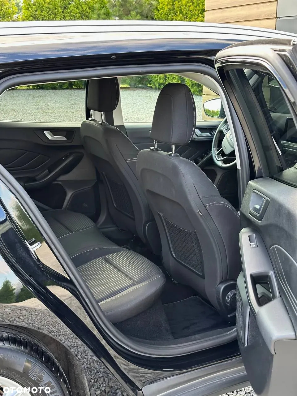 Ford Focus 1.5 EcoBlue Start-Stopp-System TITANIUM DESIGN - 13