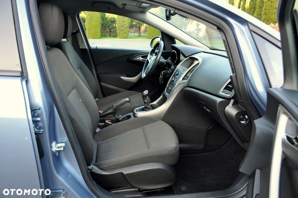 Opel Astra - 17