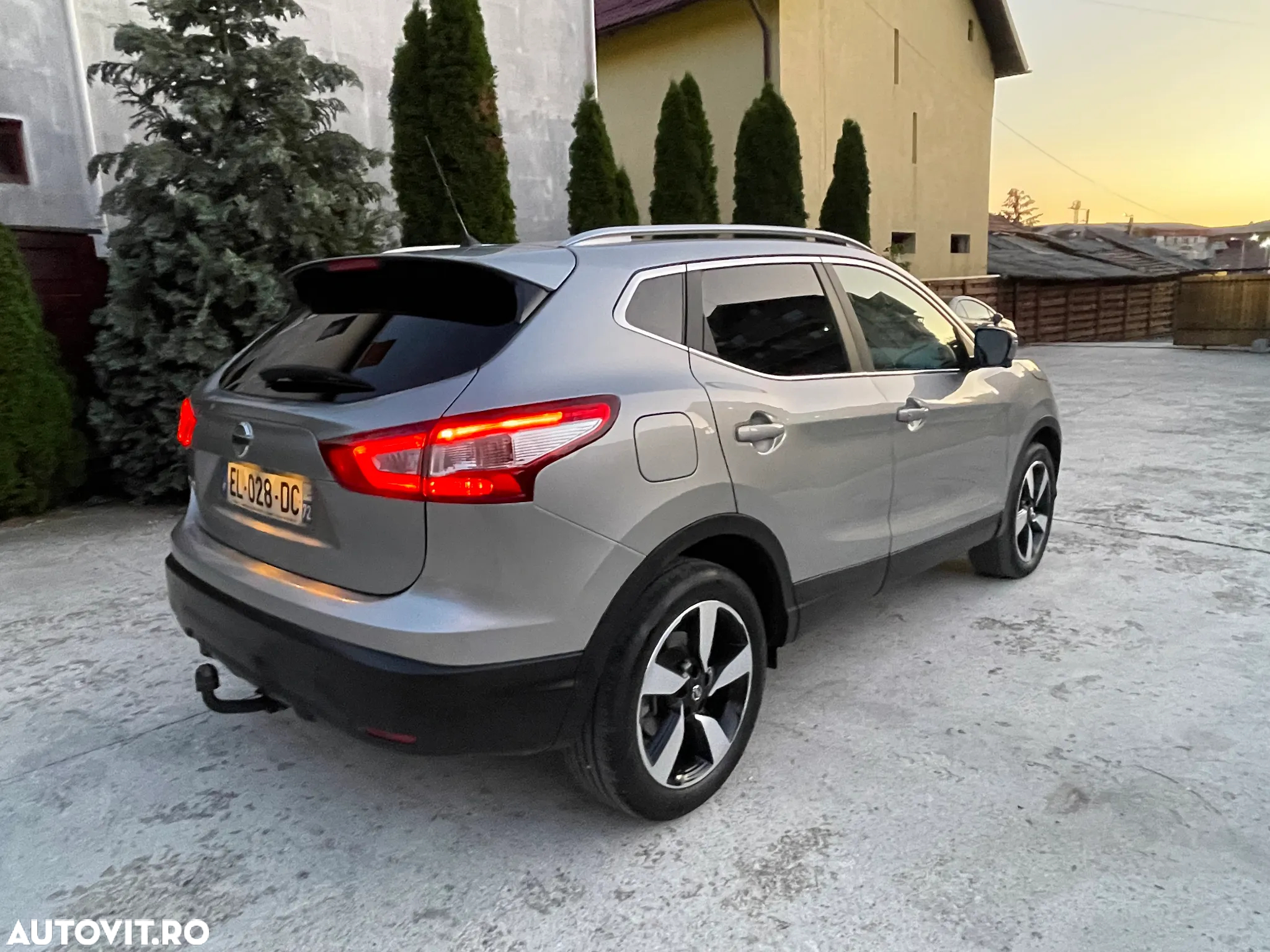 Nissan Qashqai 1.6 DCI Start/Stop X-TRONIC Tekna - 13