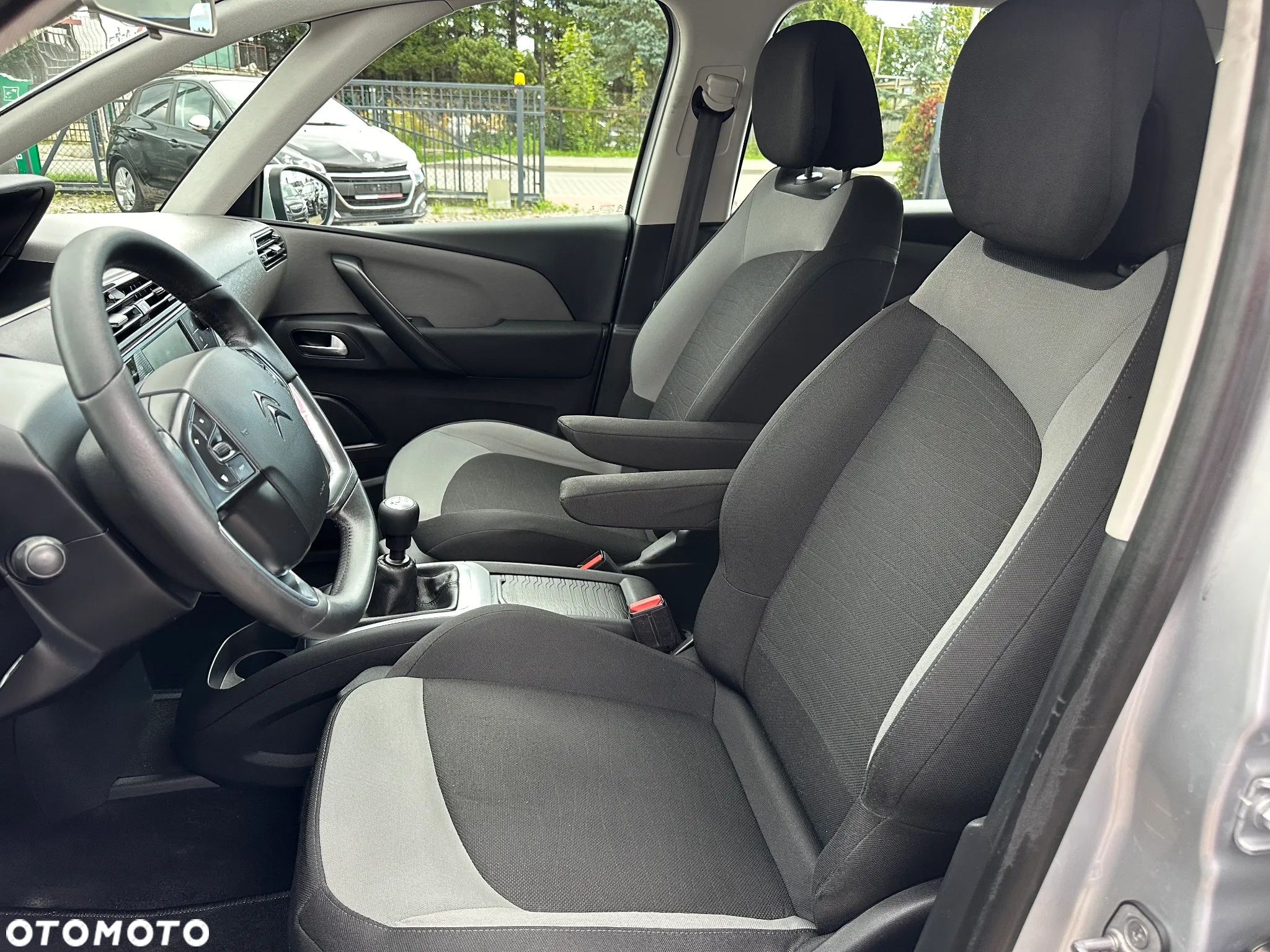 Citroën C4 Grand Picasso - 9