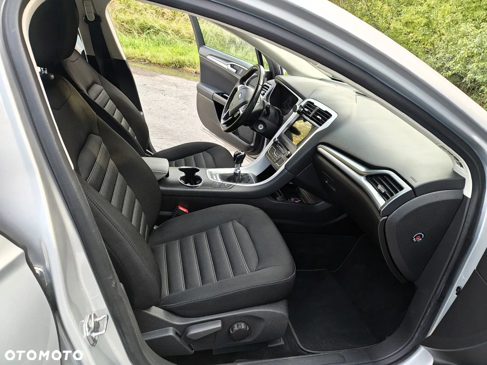 Ford Mondeo 2.0 TDCi Allrad Trend - 13