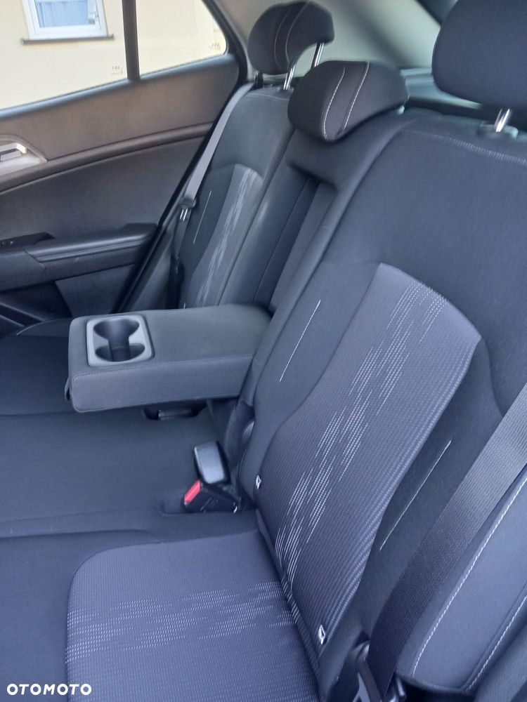 Kia Sportage 1.6 T-GDI M 2WD - 10