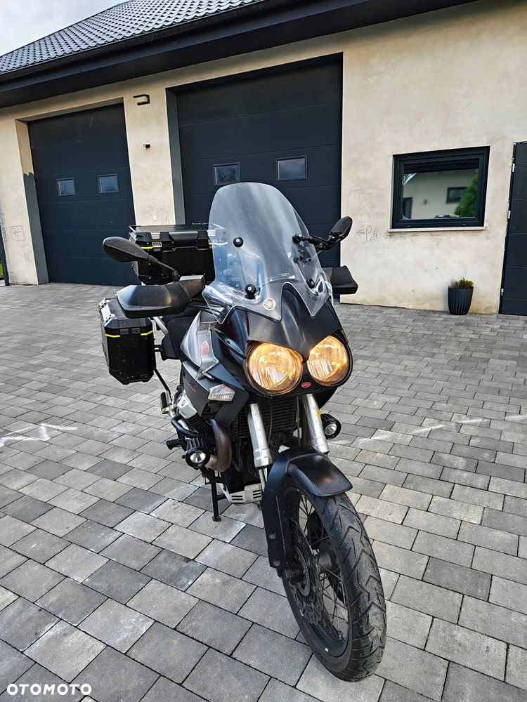 Moto Guzzi Stelvio - 2