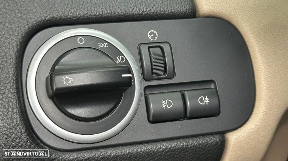Land Rover Range Rover Sport 3.0 TDV6 HSE - 10