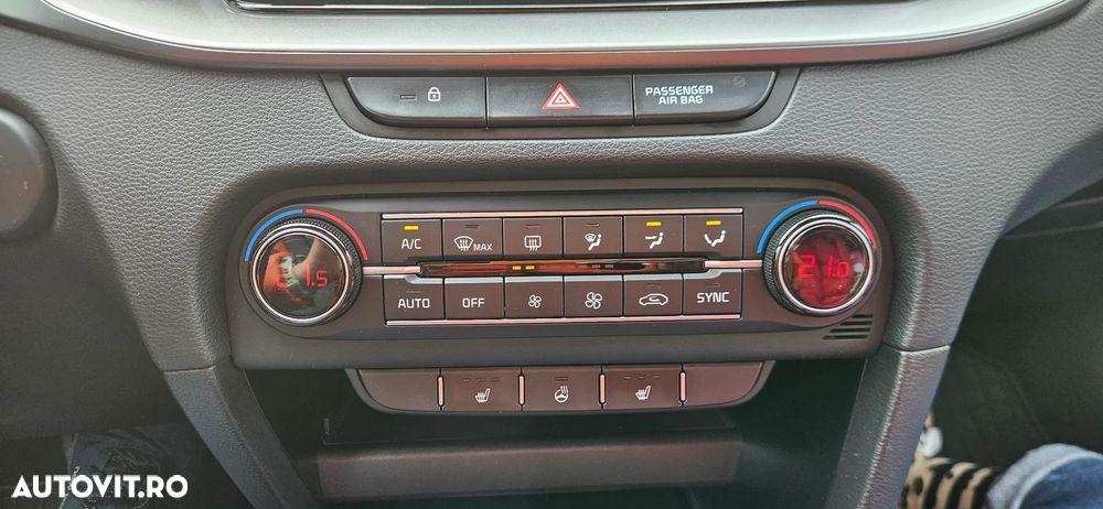 Kia XCeed 1.5 T-GDI 7DCT City+ - 13