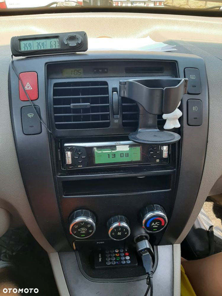 Hyundai Tucson - 4