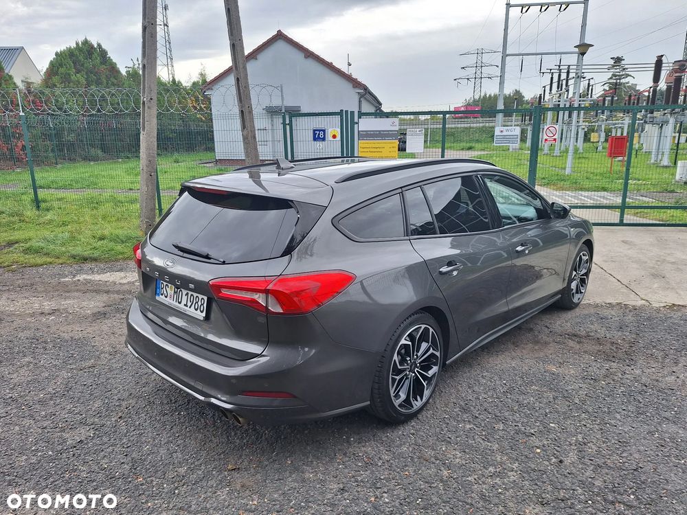 Ford Focus - 4