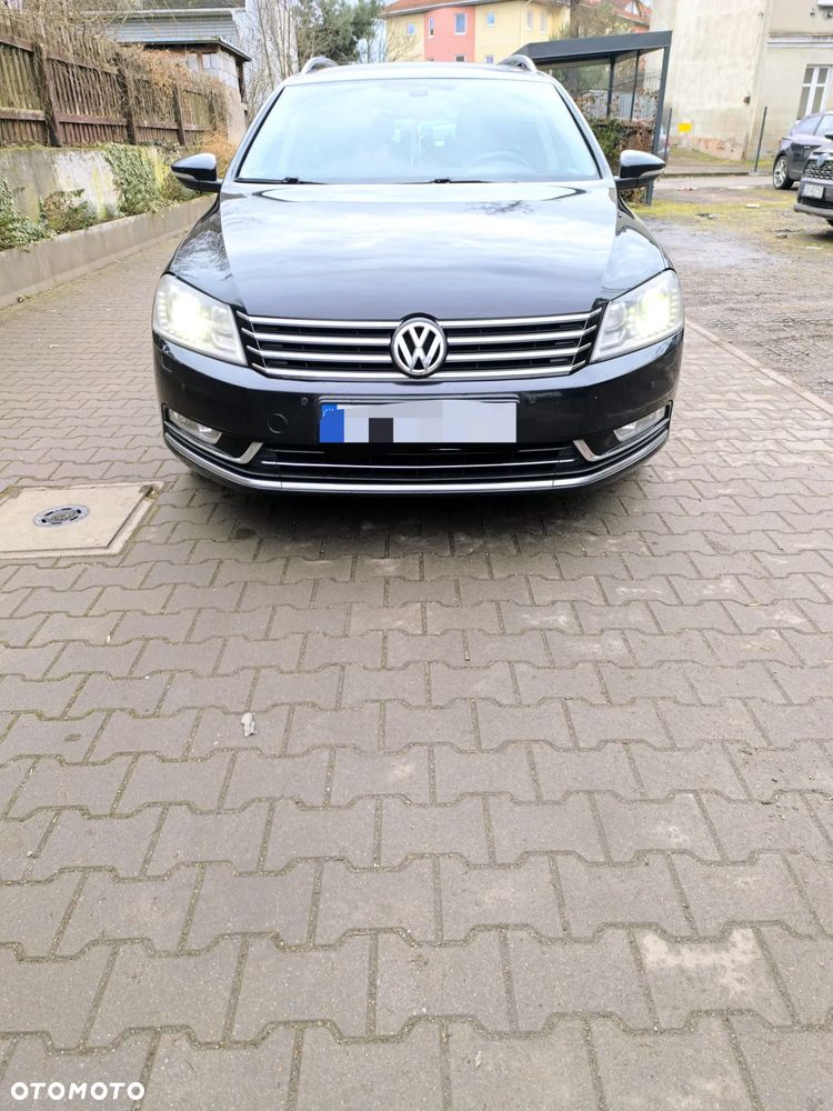 Volkswagen Passat 2.0 TDI DPF DSG Highline - 24