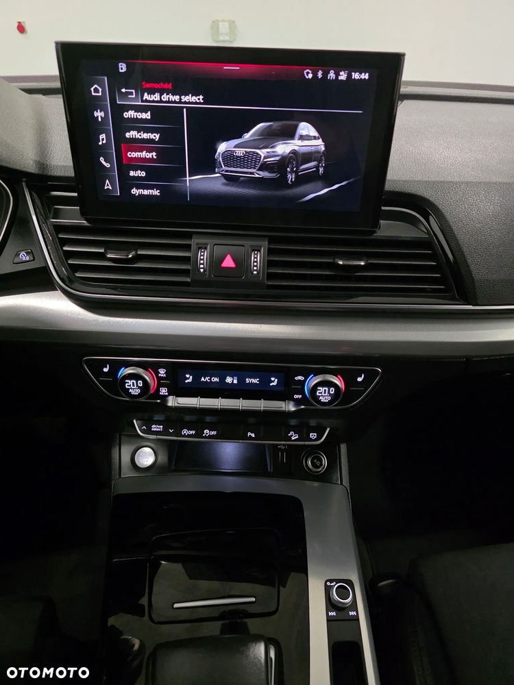 Audi Q5 Sportback 40 TDI mHEV Quattro S Line S tronic - 11