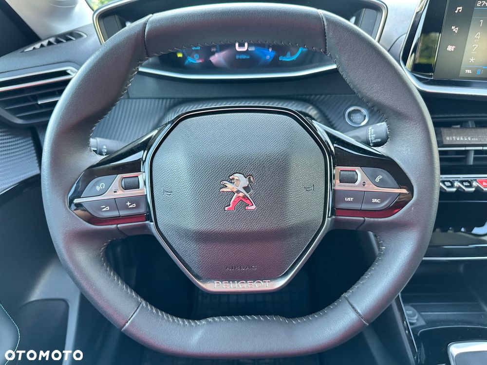 Peugeot 208 1.2 T Allure S&S - 23