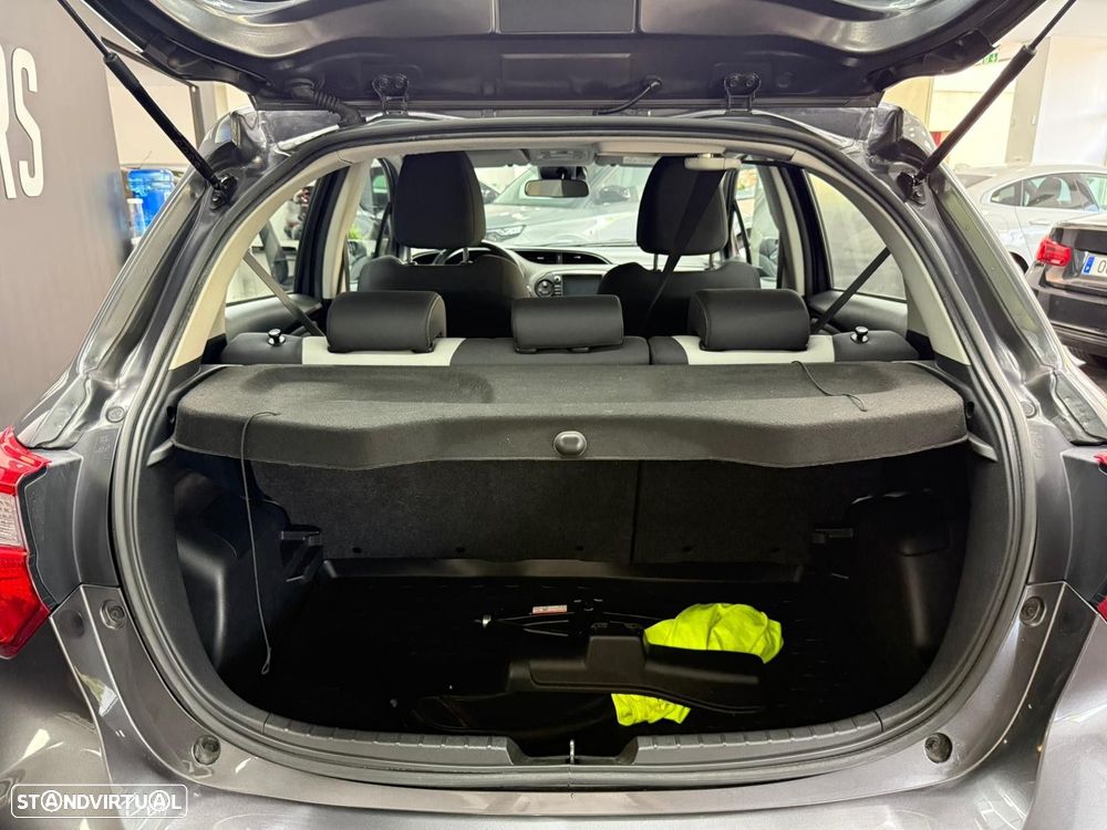 Toyota Yaris 1.0 VVT-i Exclusive - 14