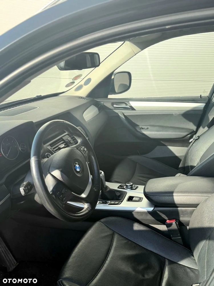 BMW X3 20d xDrive - 28