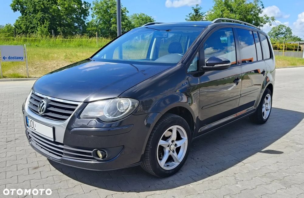 Volkswagen Touran 2.0 TDI DPF Comfortline - 1