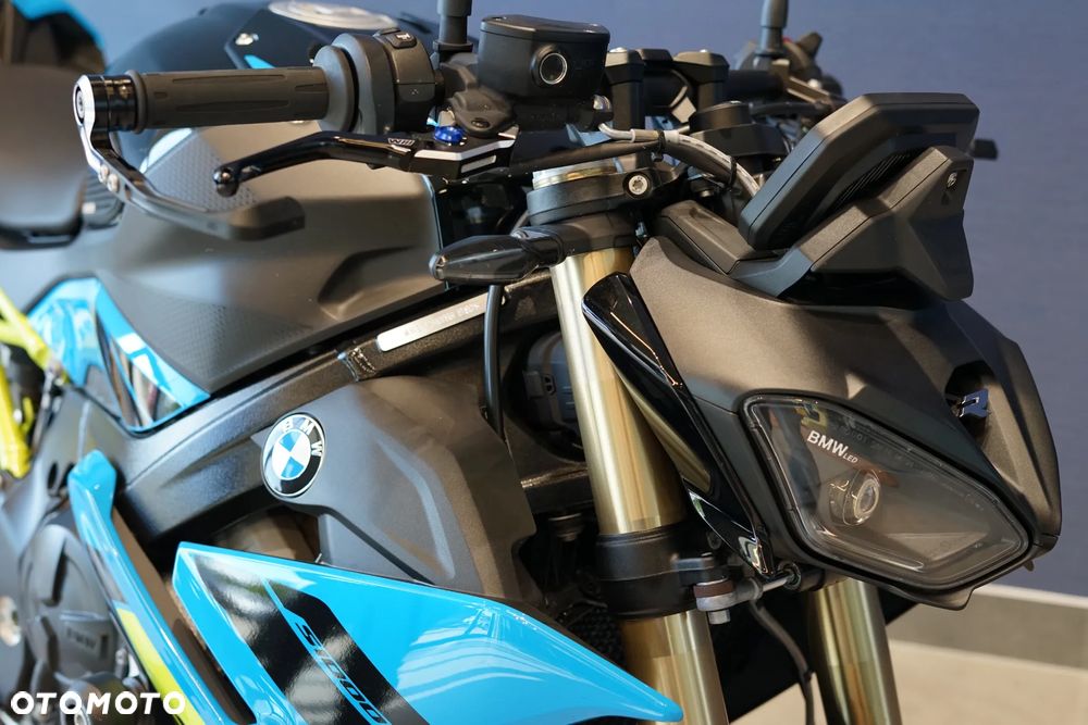 BMW S - 31