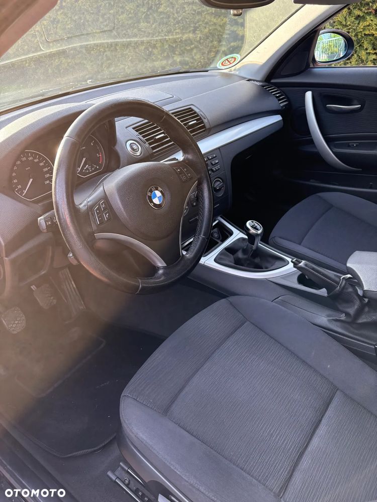 BMW Seria 1 118d - 5