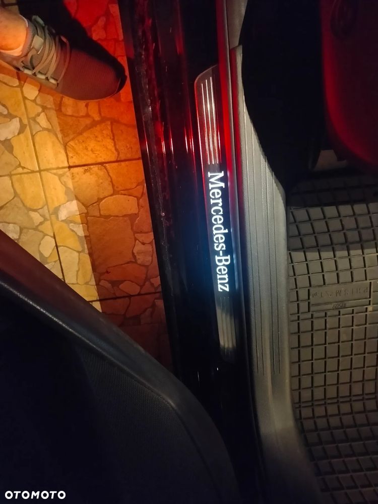 Mercedes-Benz Klasa A 200 CDI 7G-DCT AMG Line - 28