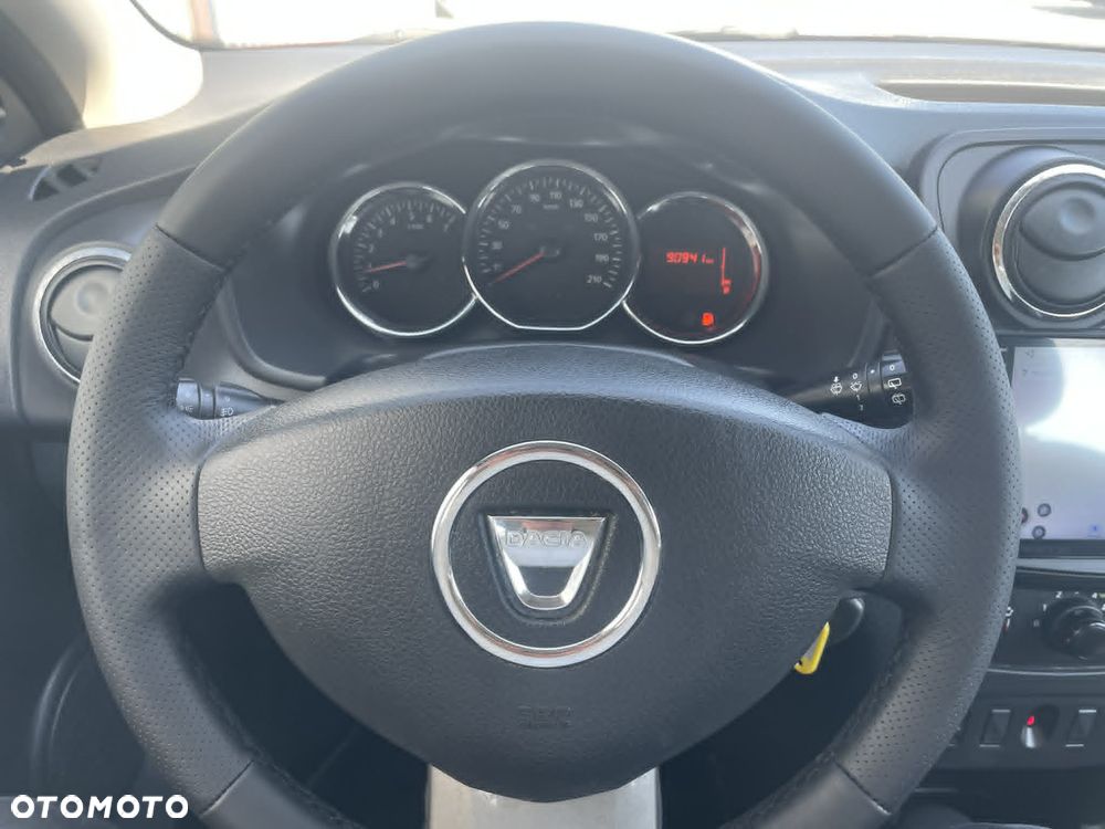 Dacia Sandero Stepway 1.5 dCi - 25