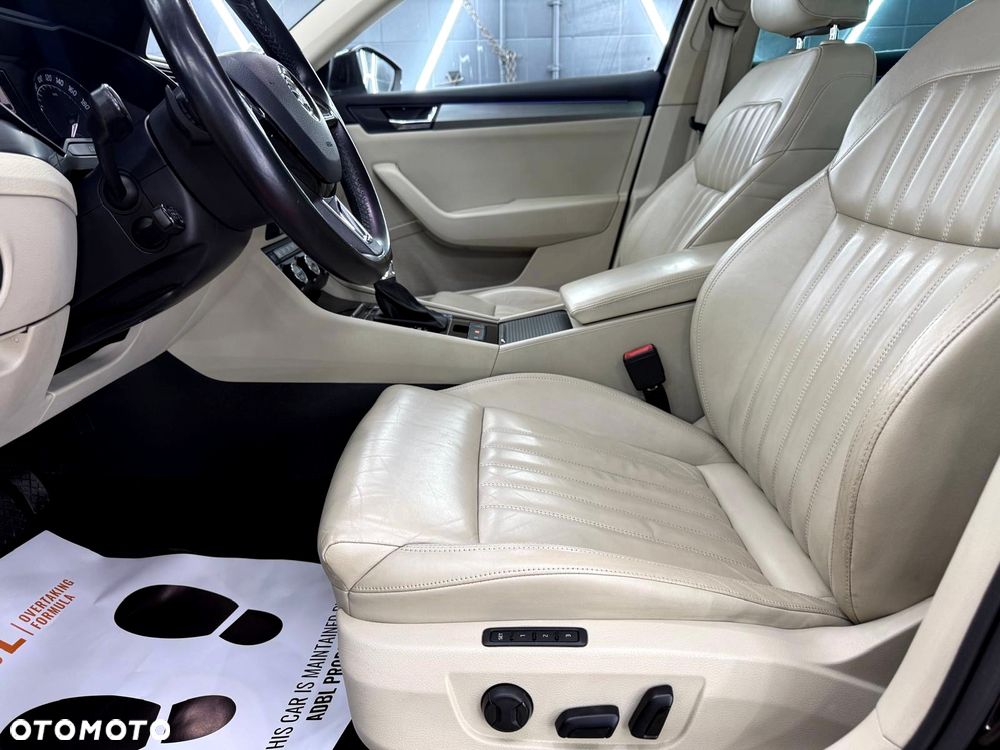 Skoda Superb 2.0 TDI DSG Style - 21