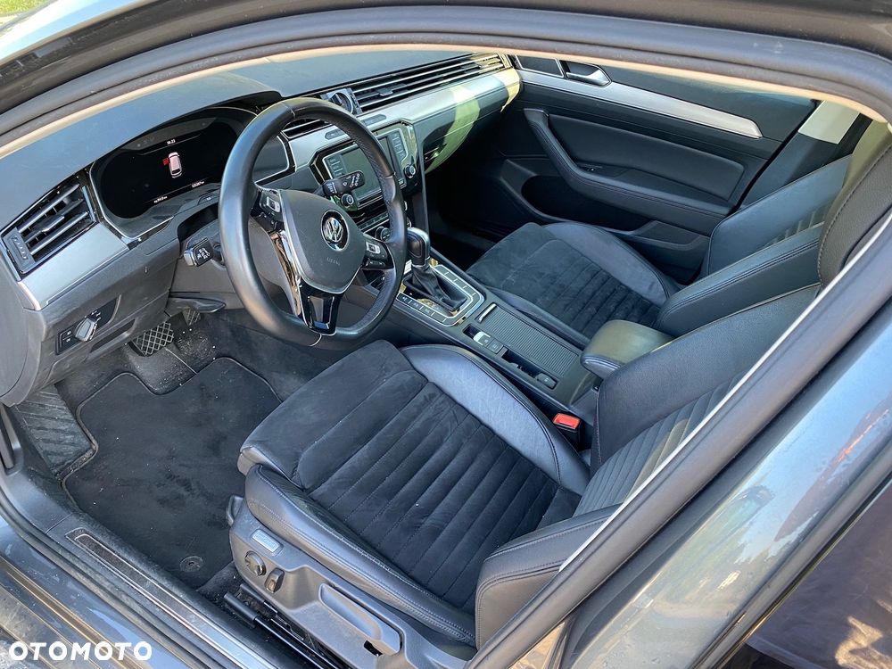 Volkswagen Passat 2.0 TDI BMT Highline DSG - 11