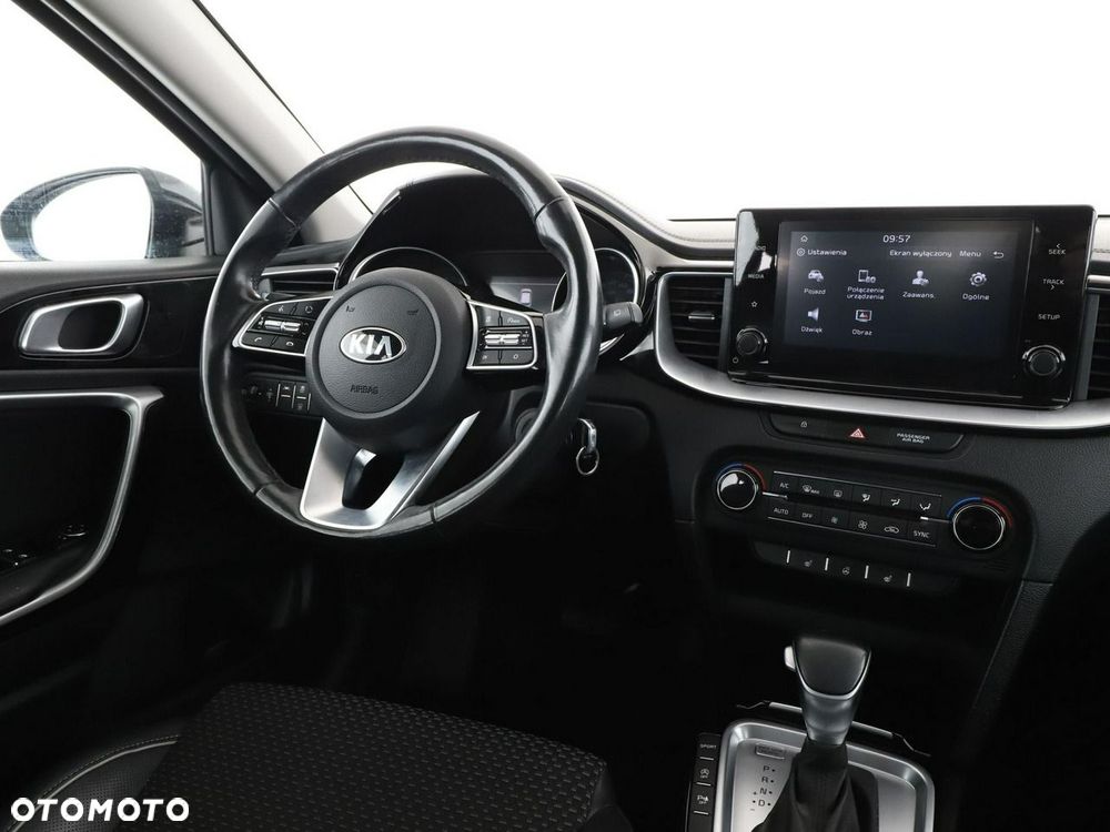 Kia XCeed 1.4 T-GDI OPF DCT7 VISION - 17