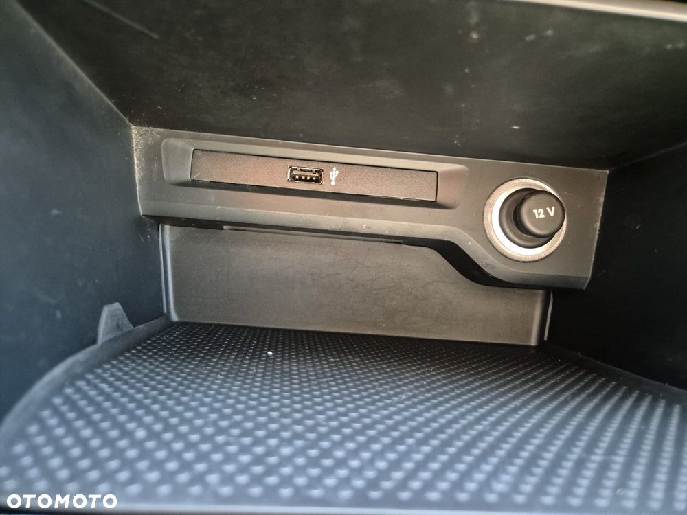 Volkswagen Touran 1.5 TSI ACT OPF Comfortline - 32