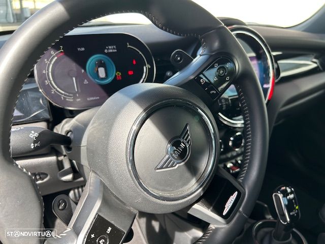 MINI 3 Portas Cooper S Premium P. JCW Auto - 24