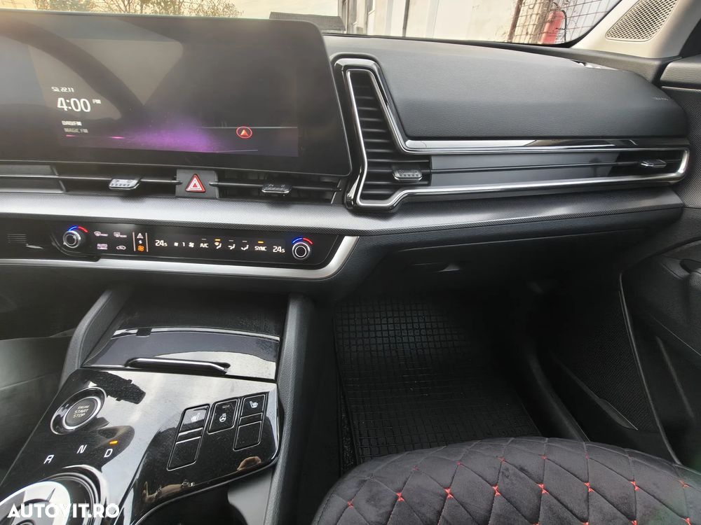 Kia Sportage 1.6 T-GDI 7DCT HP 4x2 MHEV Style - 19