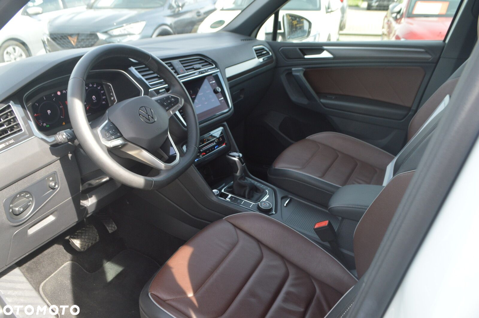 Volkswagen Tiguan 2.0 TDI SCR 4Mot Elegance DSG - 8