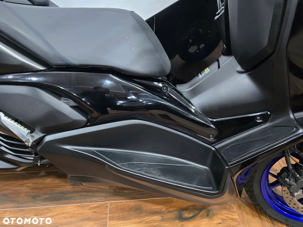 Yamaha X-max - 15