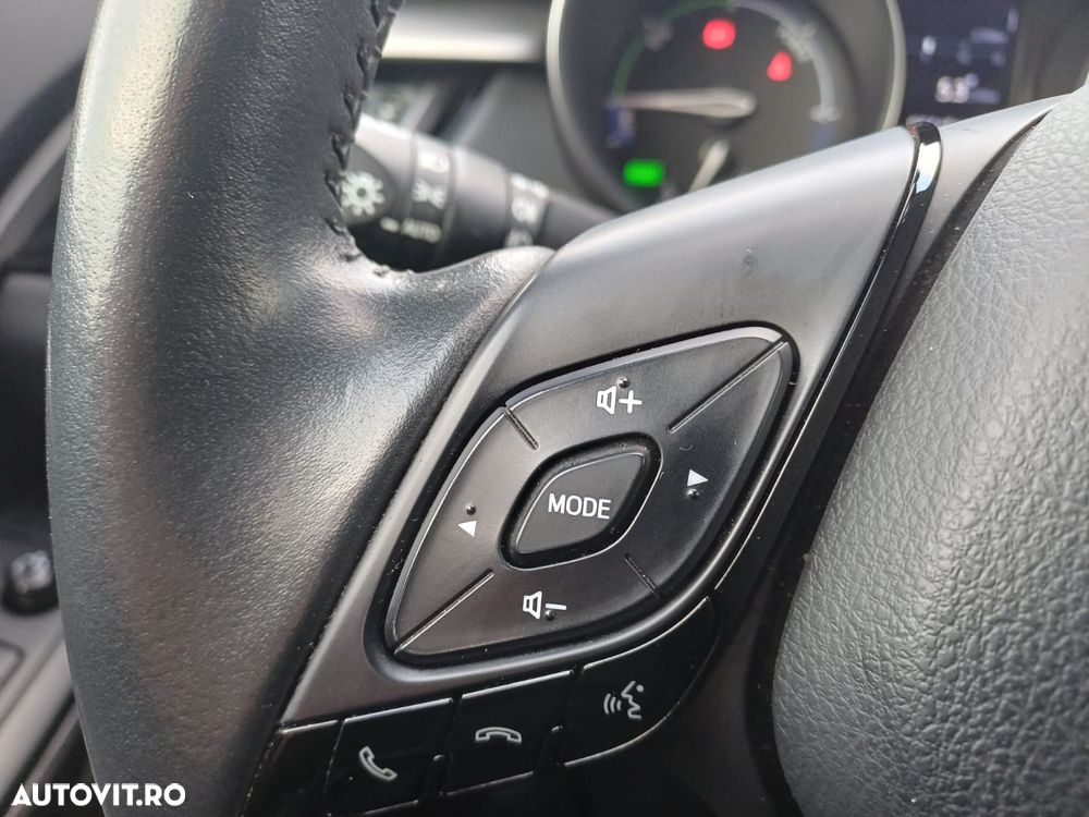 Toyota C-HR 1.8 HSD 122 CP 4x2 CVT Core - 14