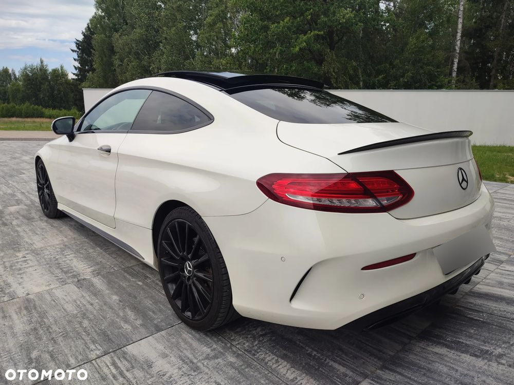 Mercedes-Benz Klasa C 250 Coupe 7G-TRONIC Edition 1 - 12