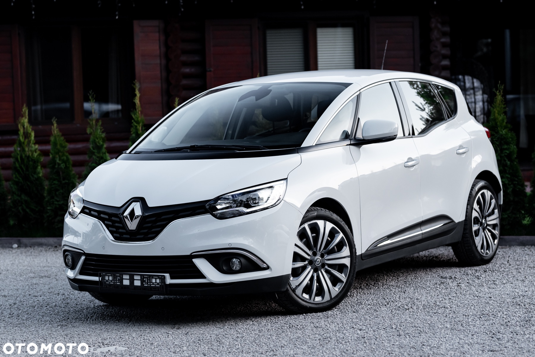 Renault Scenic TCe 140 GPF EDC INTENS - 2