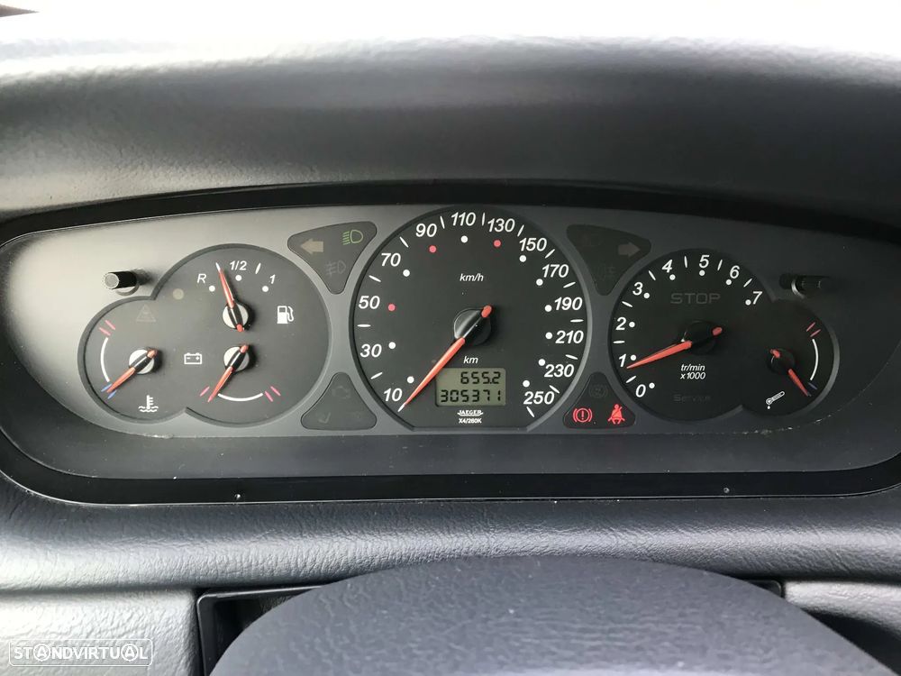 Citroën C5 2.2 HDi Exclusive - 10